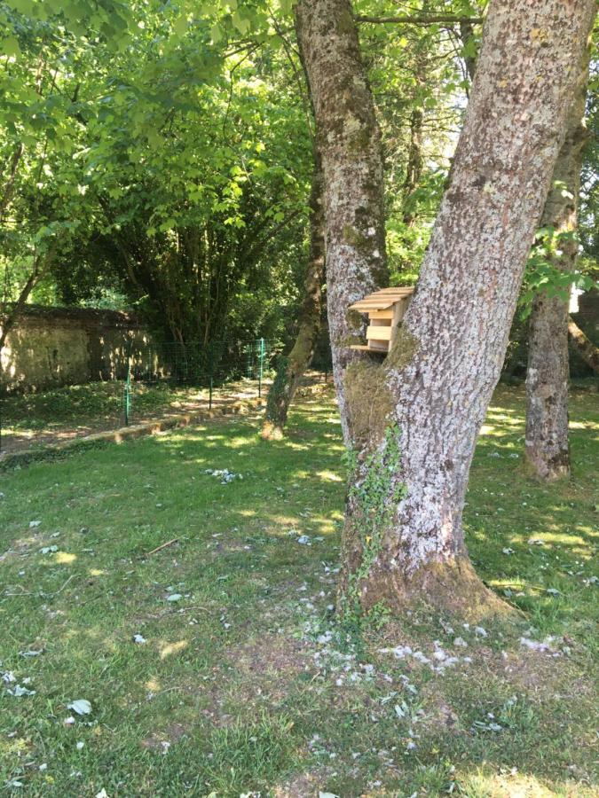 Le Clos Hucqueliers Bagian luar foto