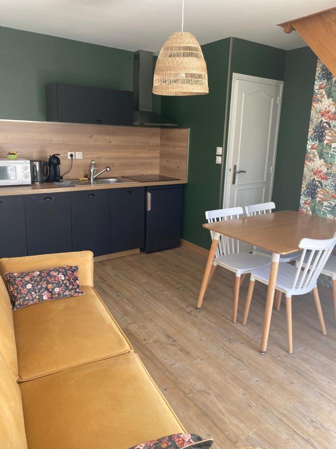 Le Clos Hucqueliers Bagian luar foto