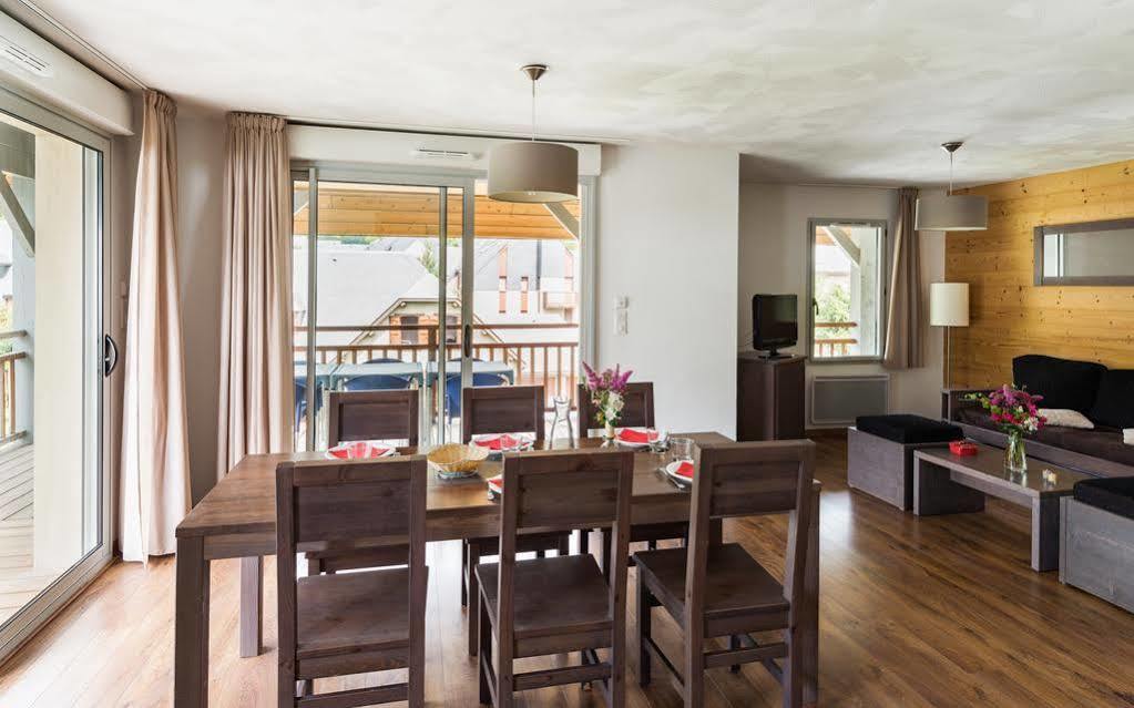 Le Clos Hucqueliers Bagian luar foto